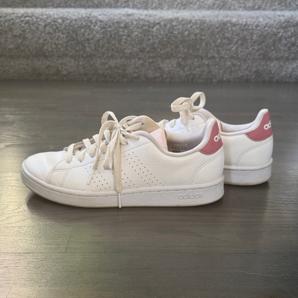 Adidas Women's White and Pink Casual Sneakers